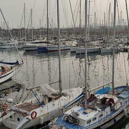 Precioso Barco En Barcelona Ξενοδοχείο Μπαδαλόνα Εξωτερικό φωτογραφία